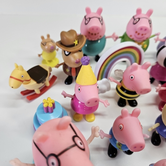 Peppa Pig Family & Friends Articulated Figures Furniture Accessories Lot - Picture 5 of 8